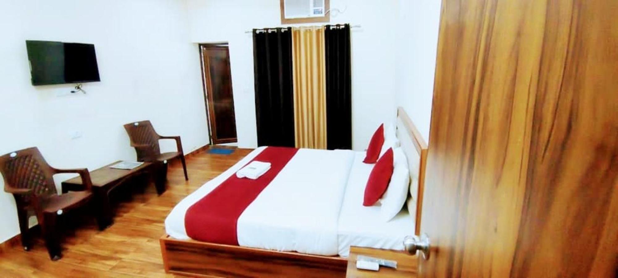 B Near Aiims Hospital 4* New Delhi