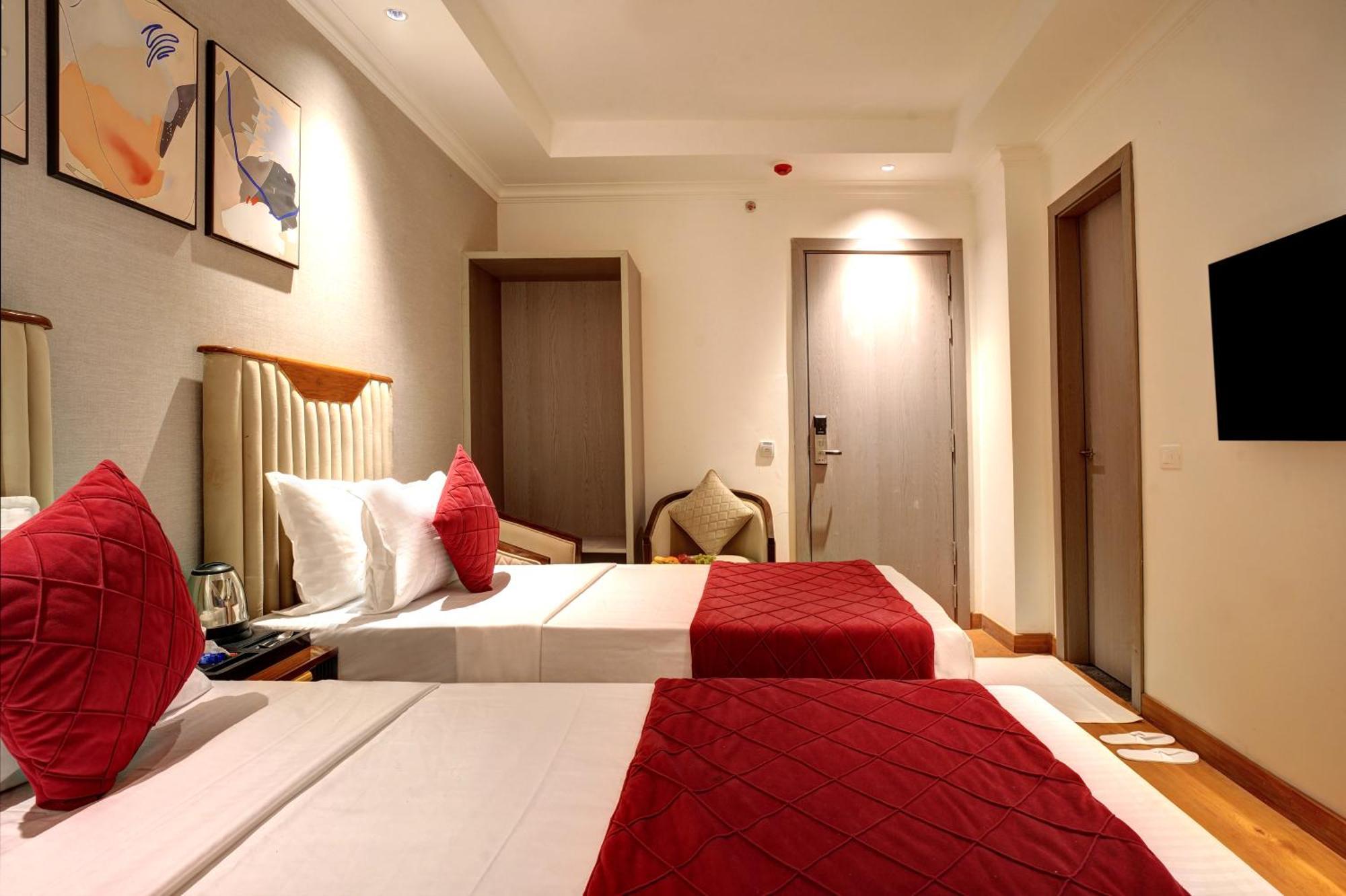 Hotel Iva Premium Aerocity - Free Airport Pickup Or Drop