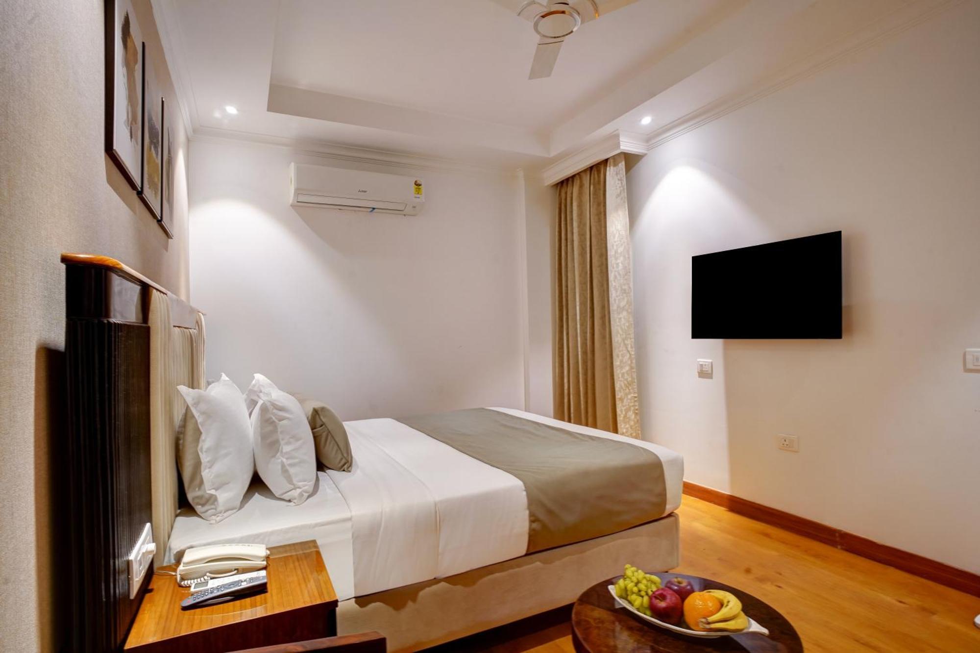 Iva Premium Aerocity - Free Airport Pickup Or Drop 4* New Delhi