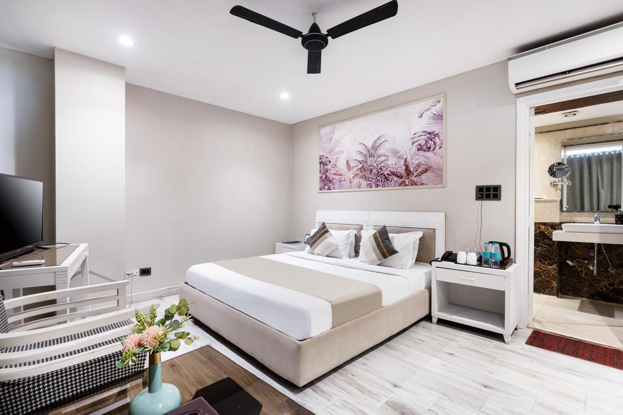 Skon Boutique By Orion 3*