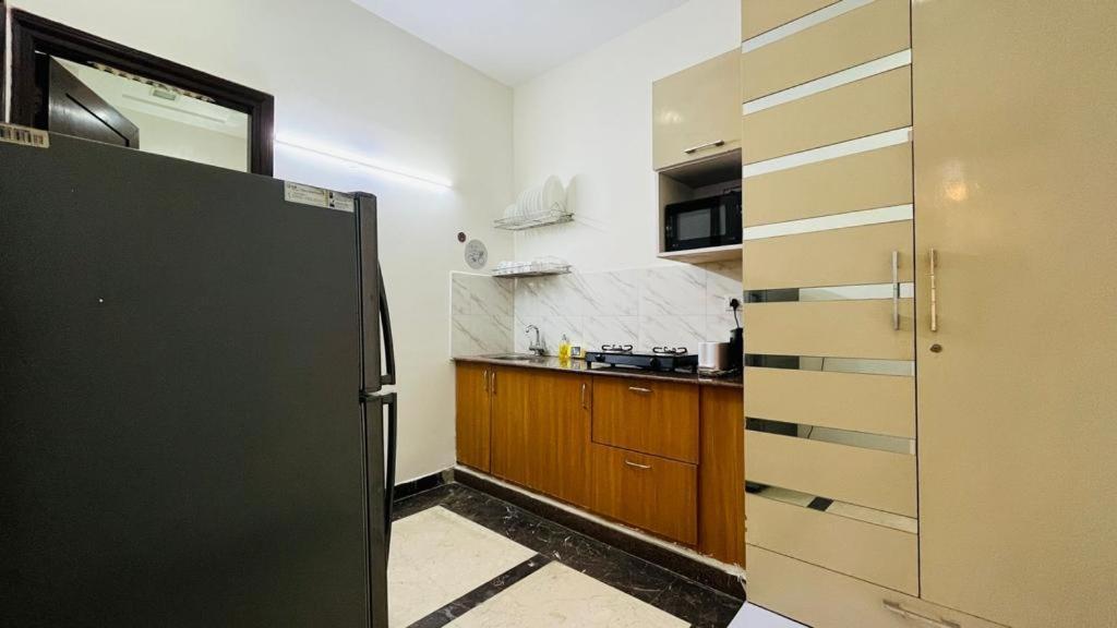 Olive Service - Greater Kailash Apartment *