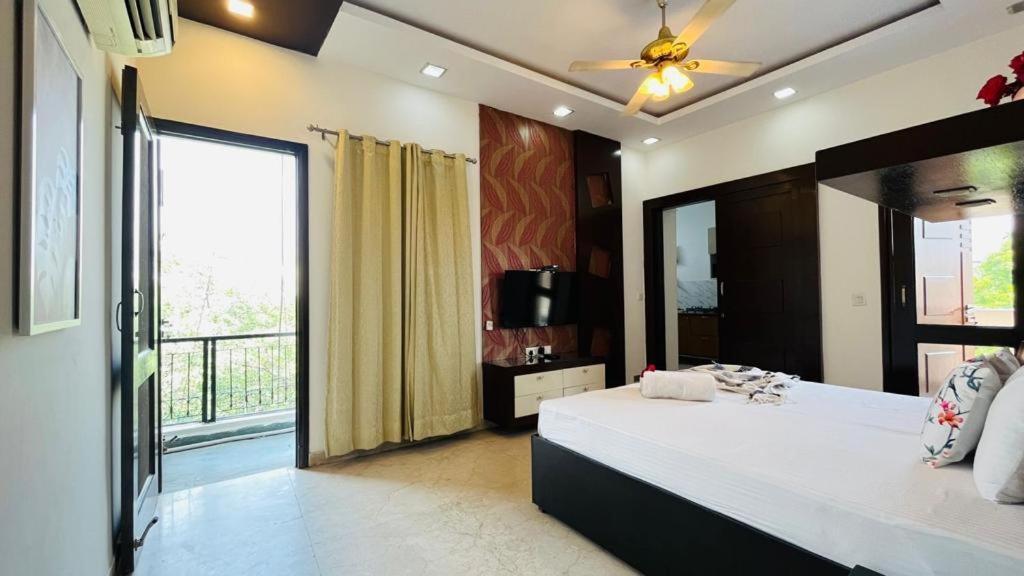 Apartment Olive Service - Greater Kailash *