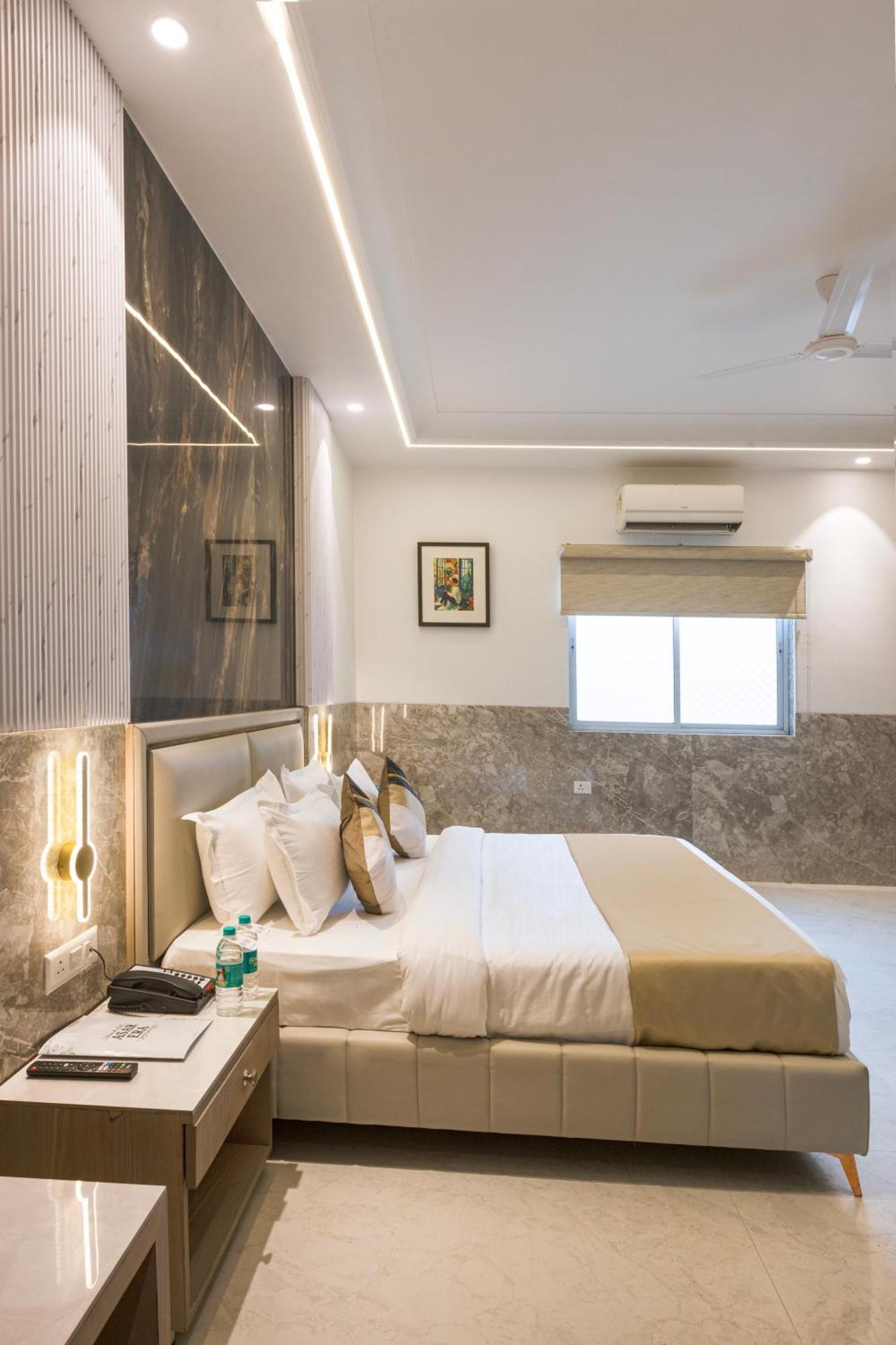 The Orion Era - Delhi Airport Hotel New Delhi