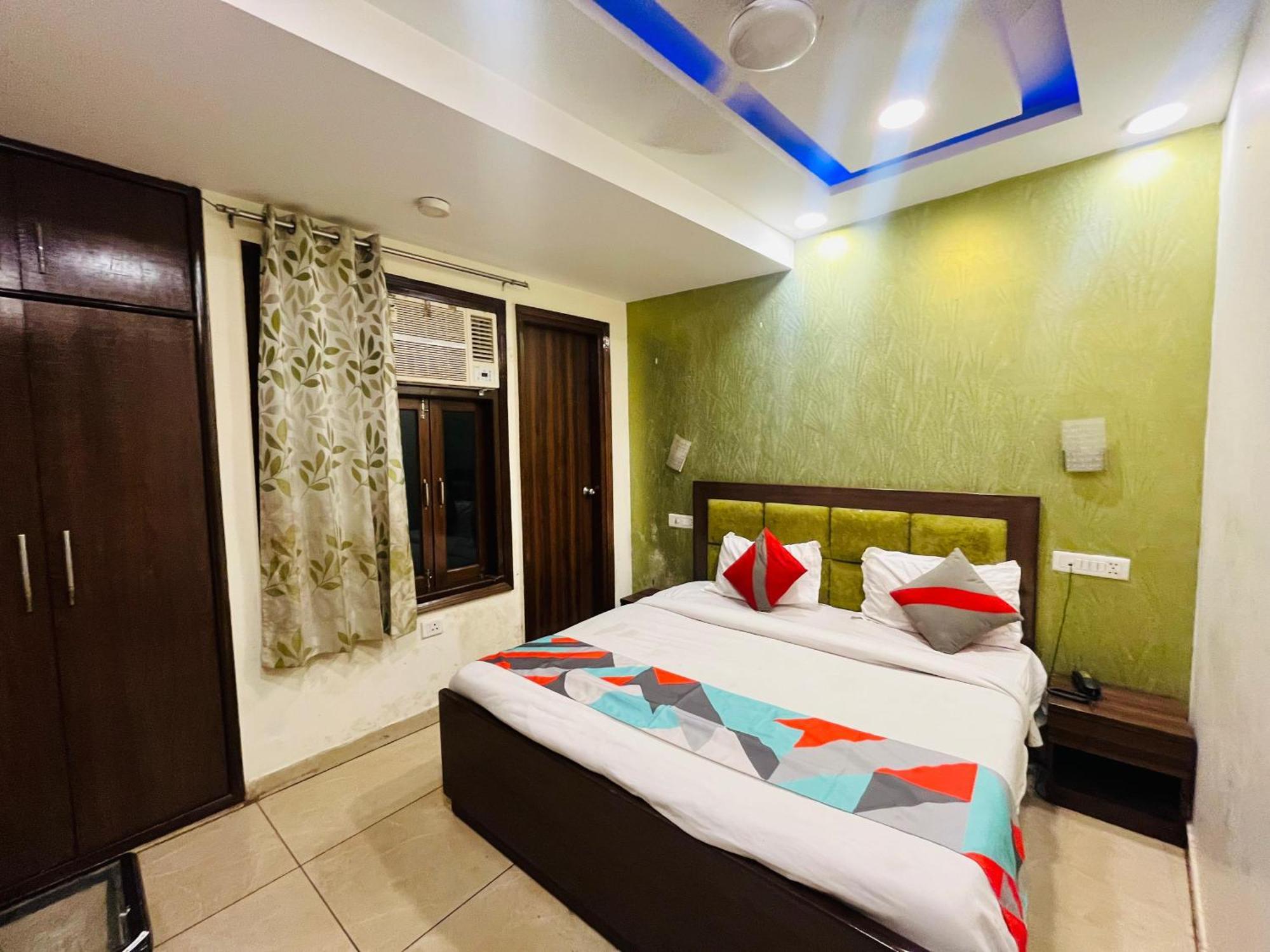 Redstone - Near Igi Airport 3* New Delhi