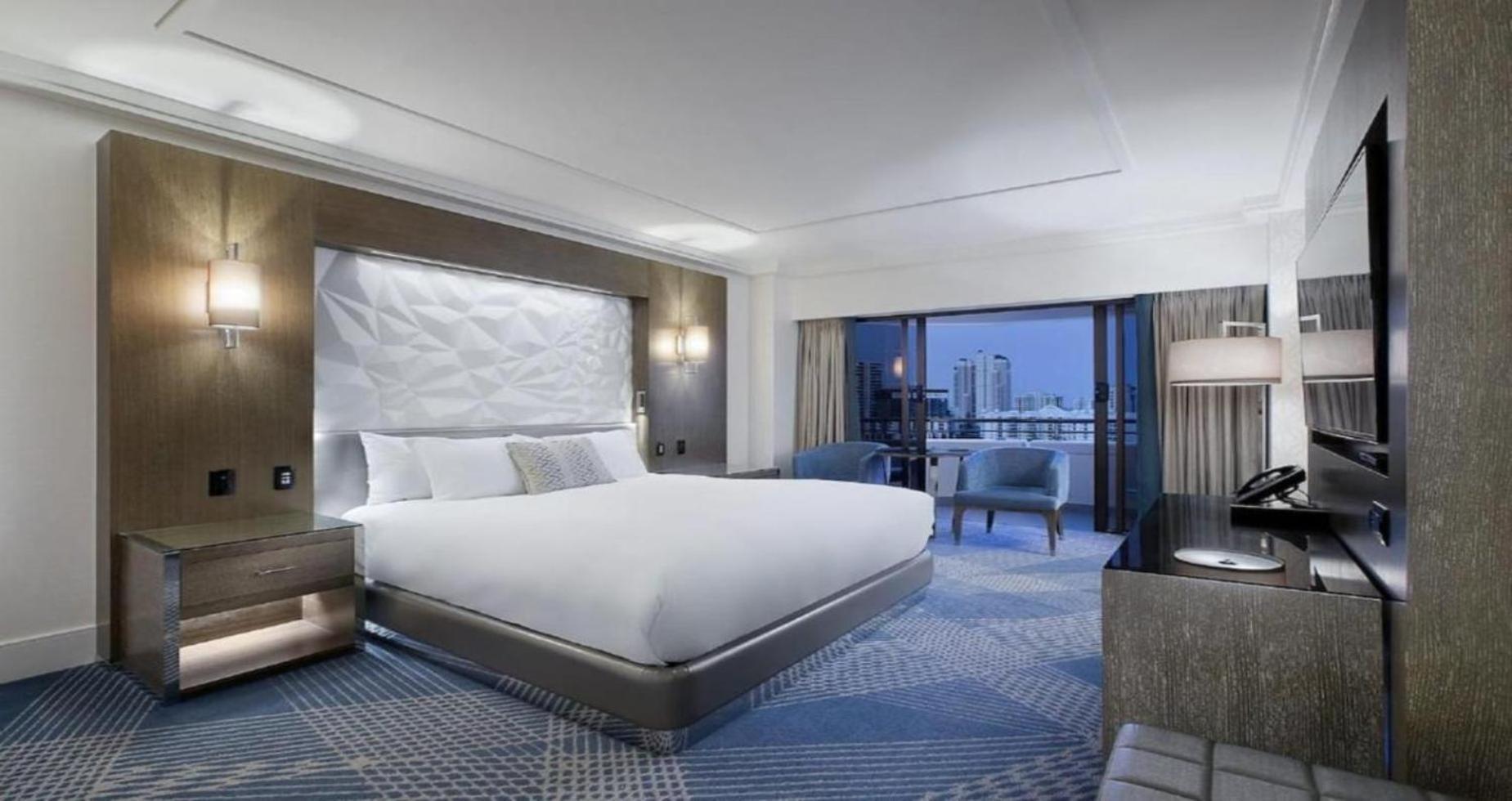 Hotel Grand Olive Aero Near Delhi Airport 4*