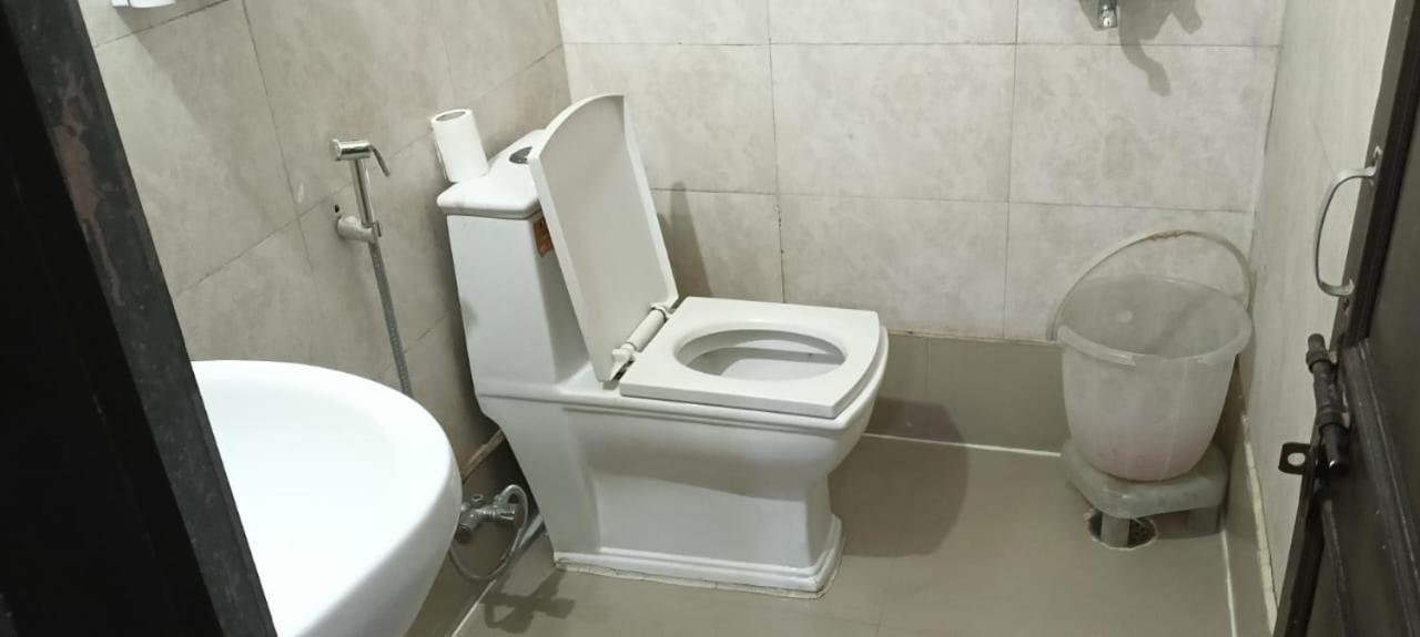 Le Mount Plaza Near Igi Airport Delhi Hotel