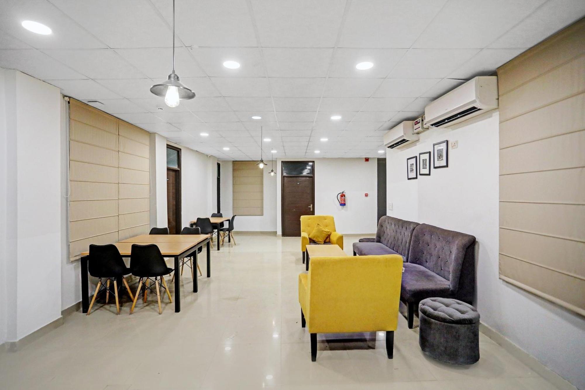 Hotel Collection O Agniv Residency Near Saket Metro