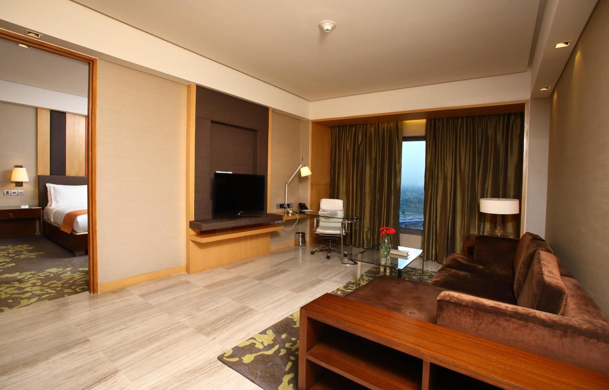 Hotel Mayur Vihar Noida By Ihg