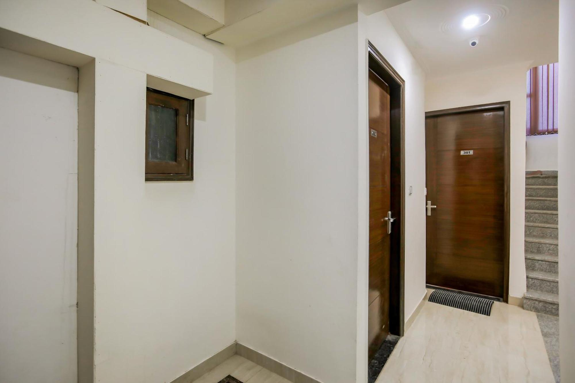 O Mahipalpur Extension Near Airport 3*