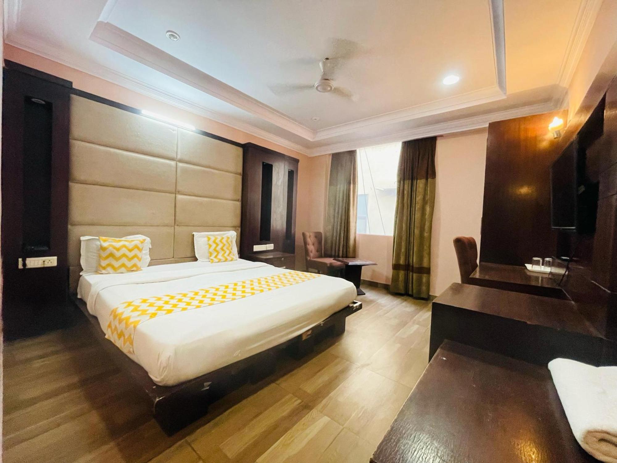 Apartment Imperial - Nehru Place