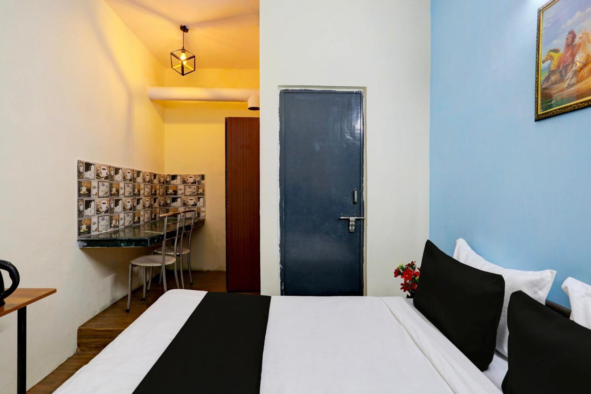 Hotel Super O Malviya Nagar 4*