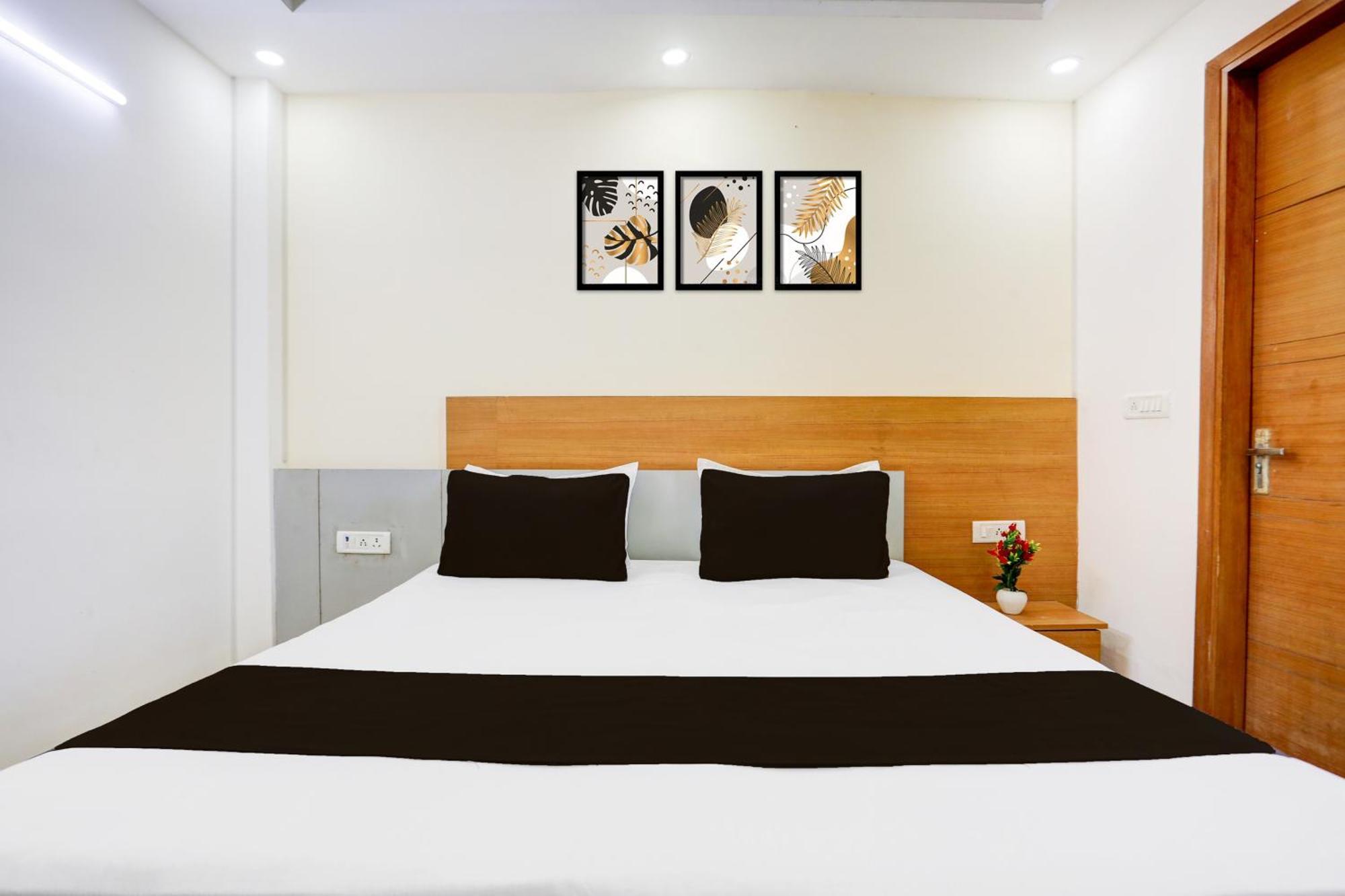 O Riverstone Hotel 3*