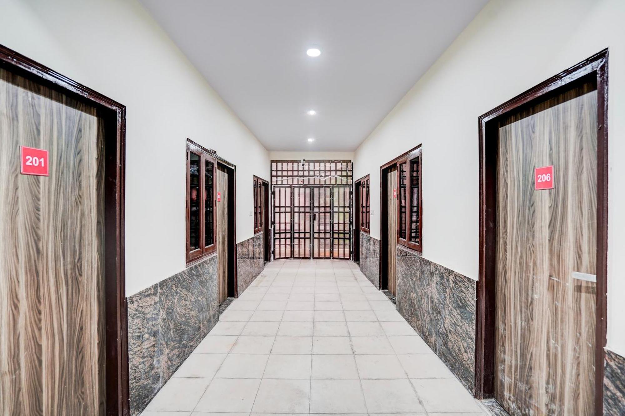 O Anmol Residency Hotel 3*