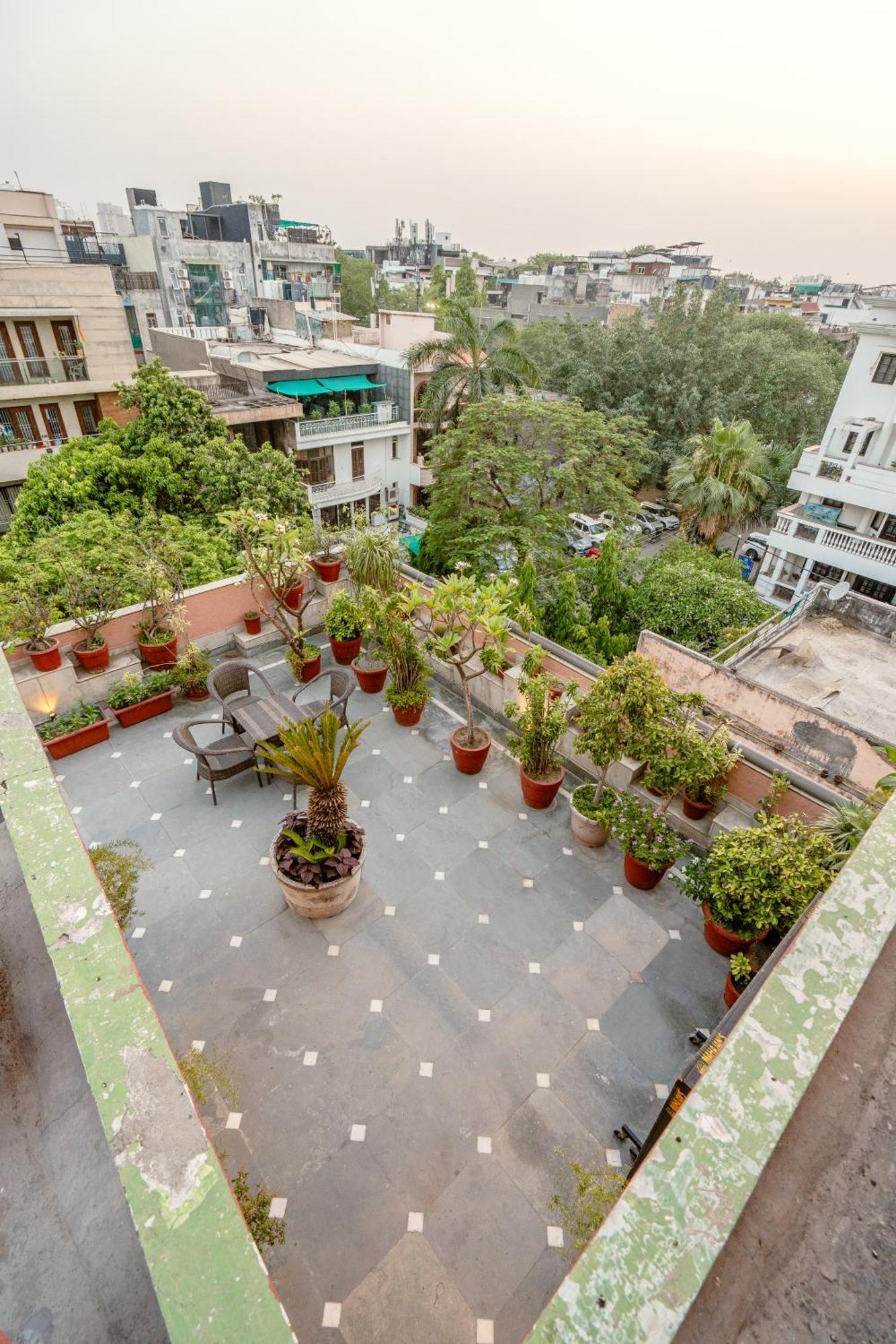Lotus Temple 2bhk Penthouse 2700 Sq Ft New Delhi