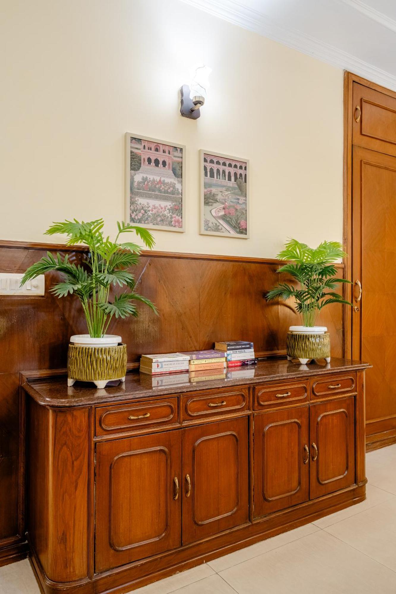 Lotus Temple 2bhk Penthouse 2700 Sq Ft * New Delhi