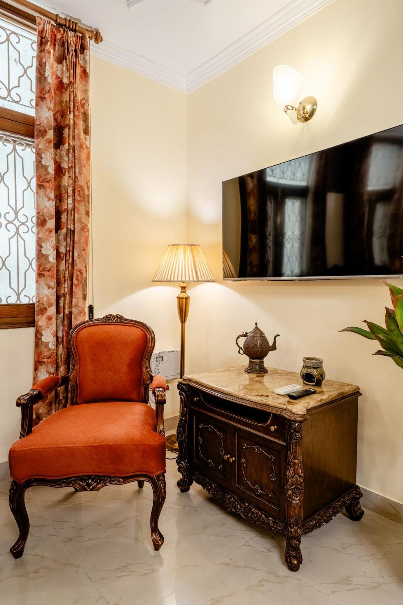 Lotus Temple 2bhk Penthouse 2700 Sq Ft New Delhi