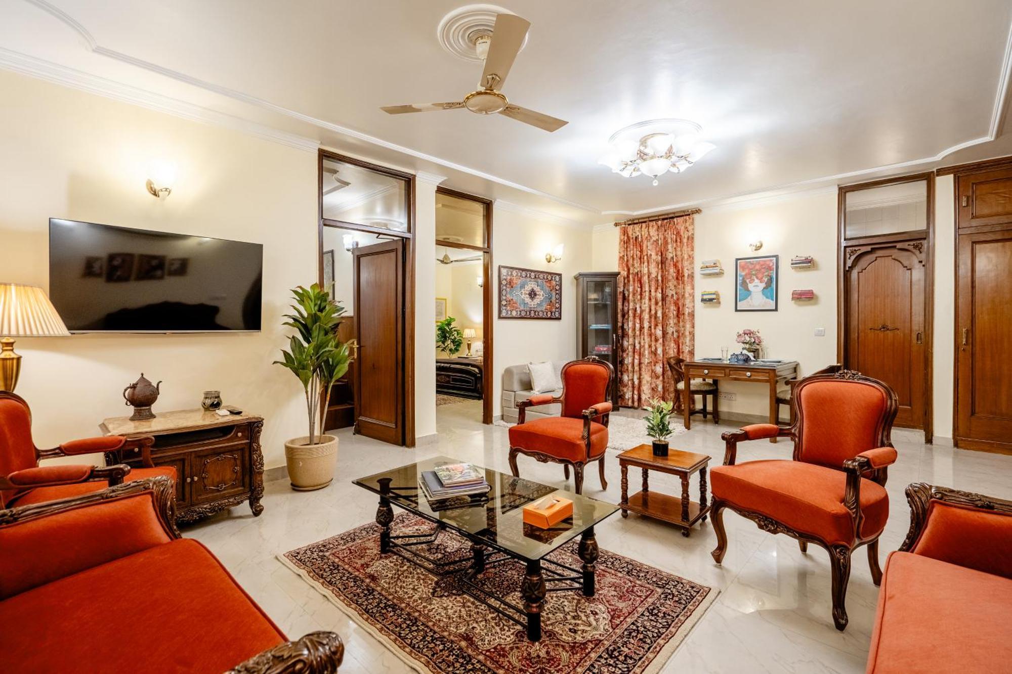 Lotus Temple 2bhk Penthouse 2700 Sq Ft New Delhi