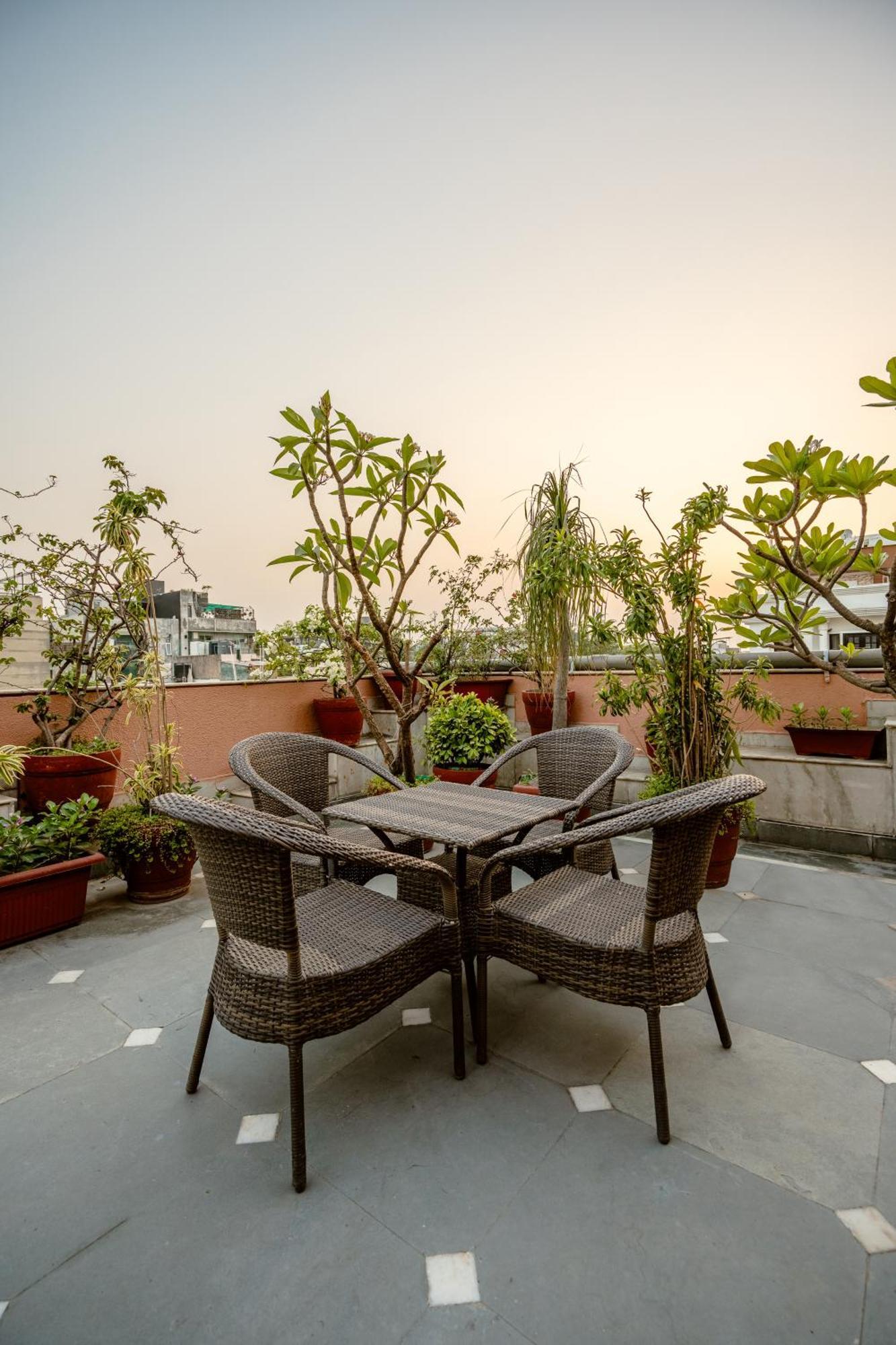 Lotus Temple 2bhk Penthouse 2700 Sq Ft * New Delhi