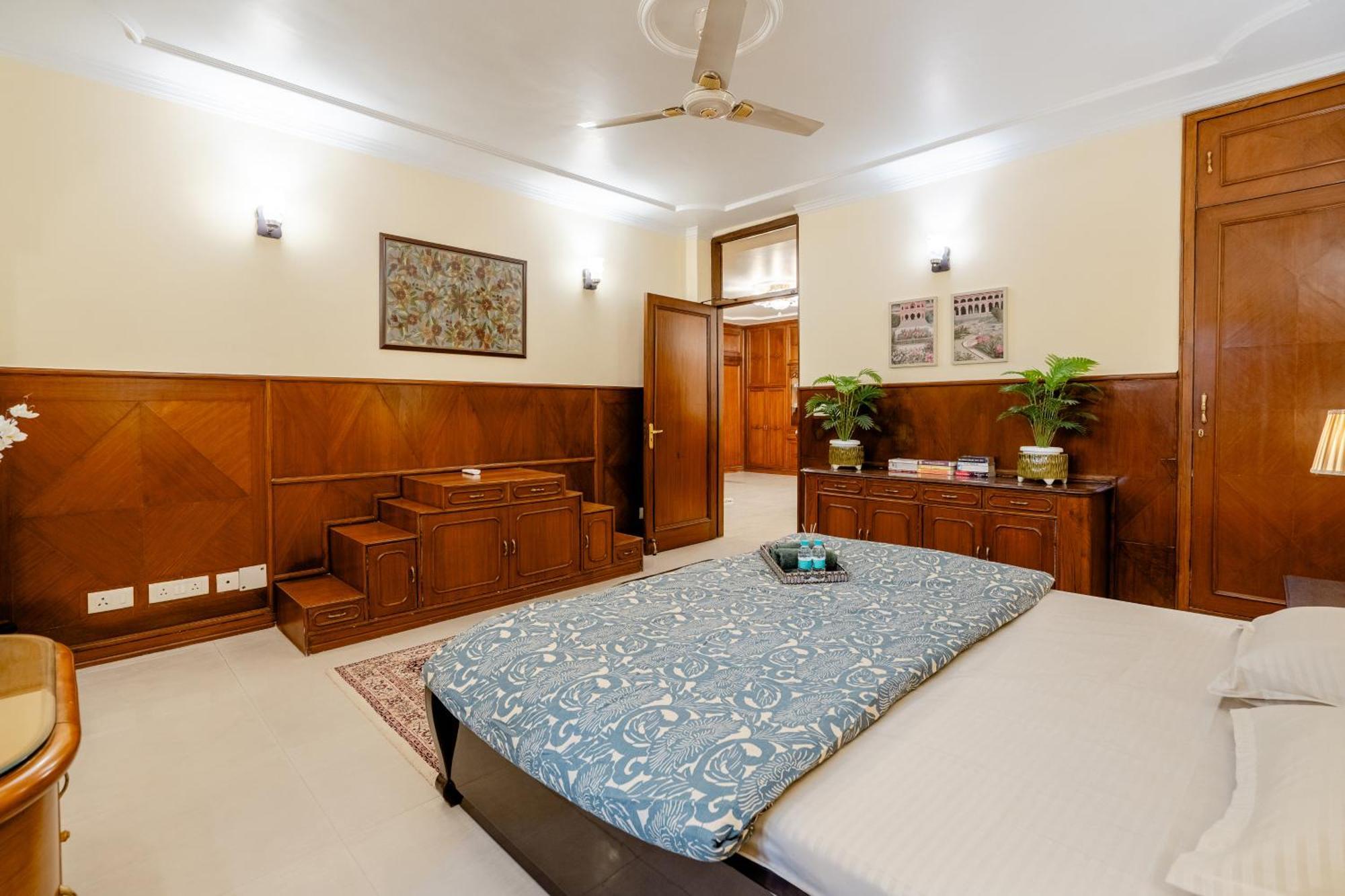 Lotus Temple 2bhk Penthouse 2700 Sq Ft