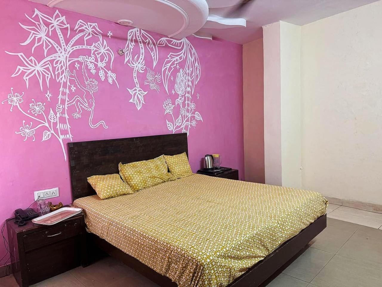 Darpan Palace -new Delhi Railway Station Hotel New Delhi