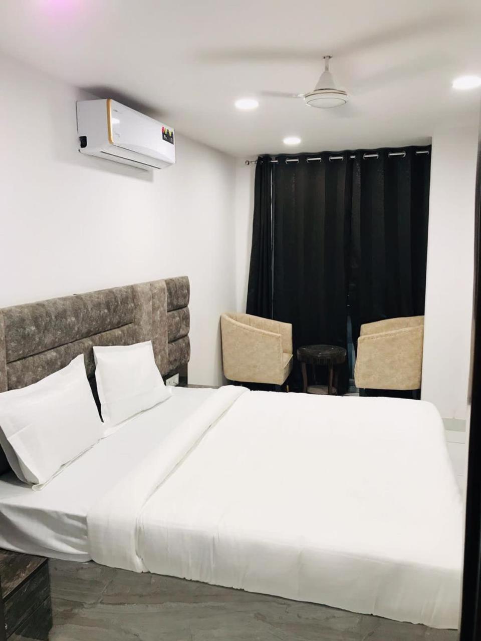Near Delhi Airport Hotel New Delhi