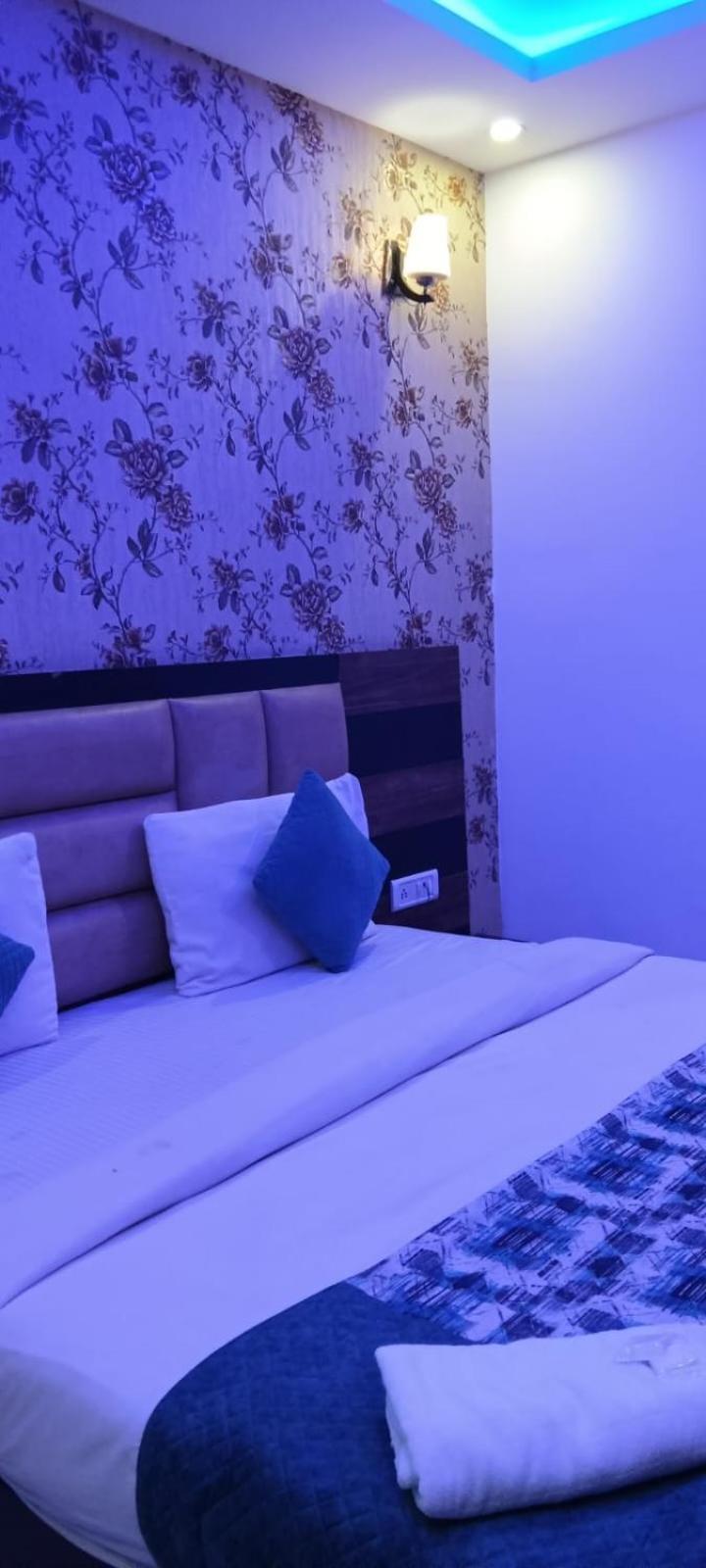 De Grand By Igi Airport 4*