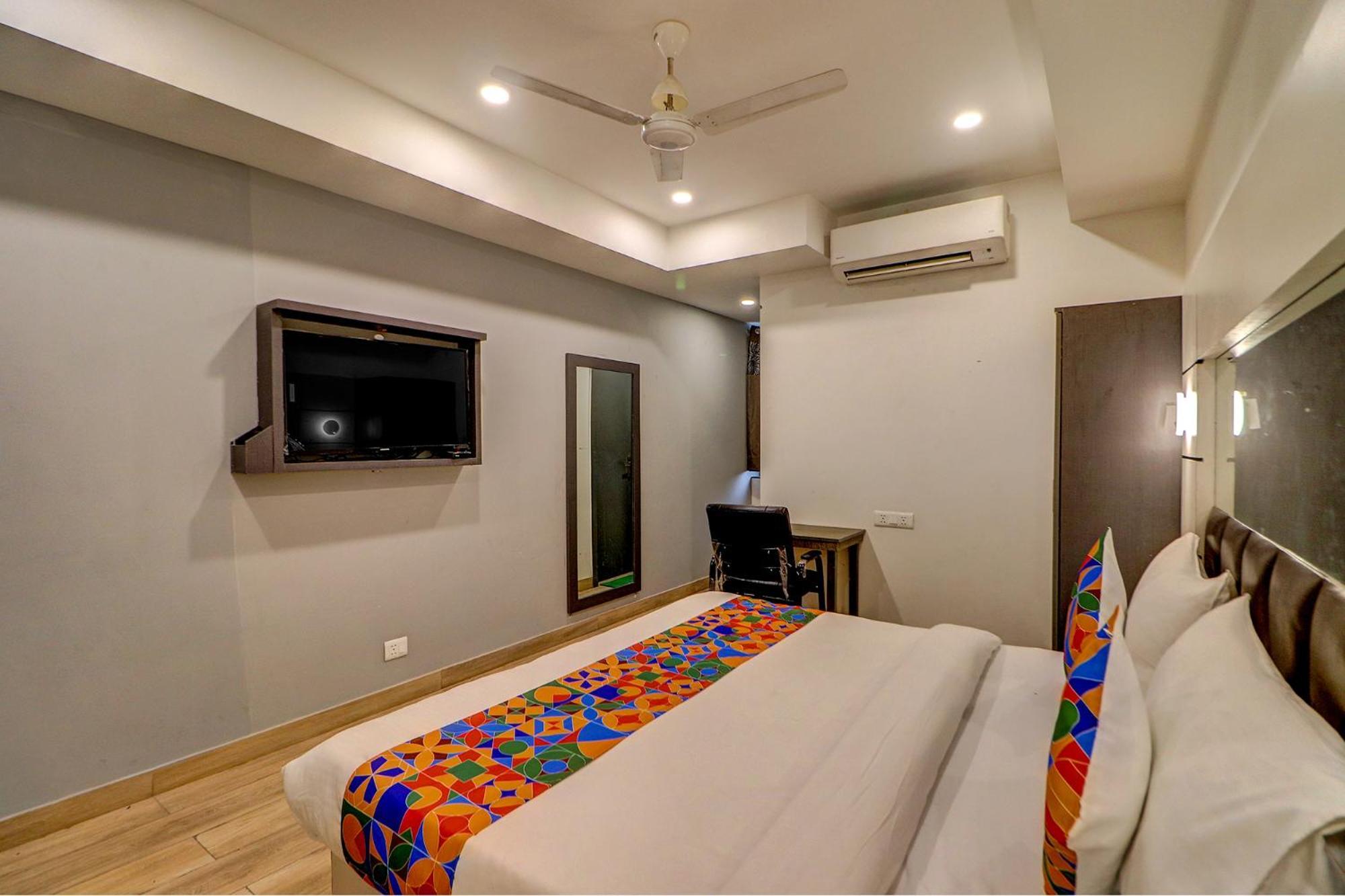 Hotel Fabhotel Kirti Nagar 3*