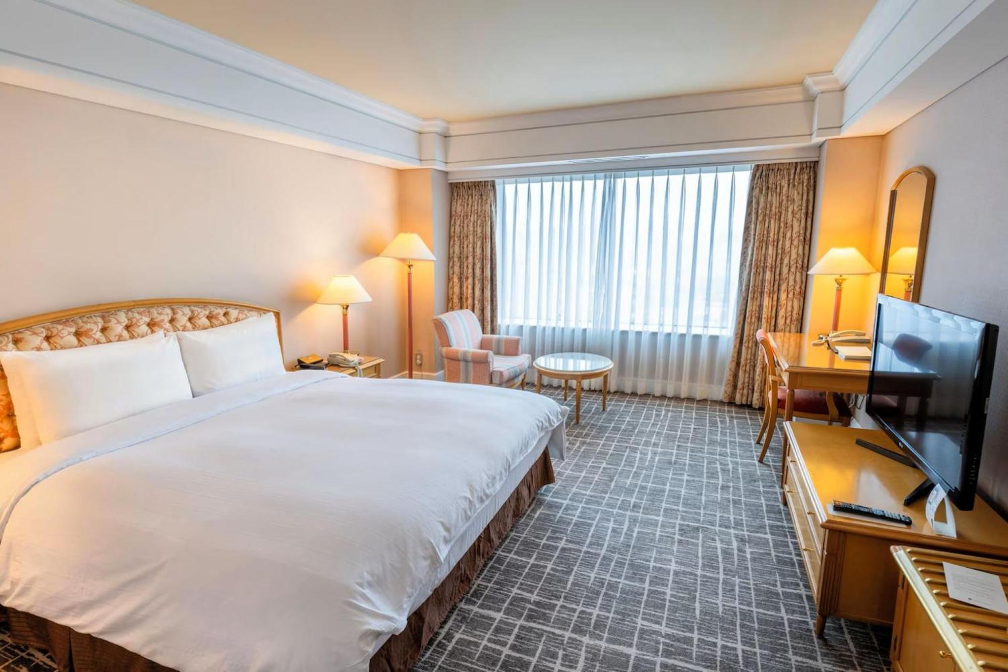 Loft Near Igi Airport Delhi Hotel 4*