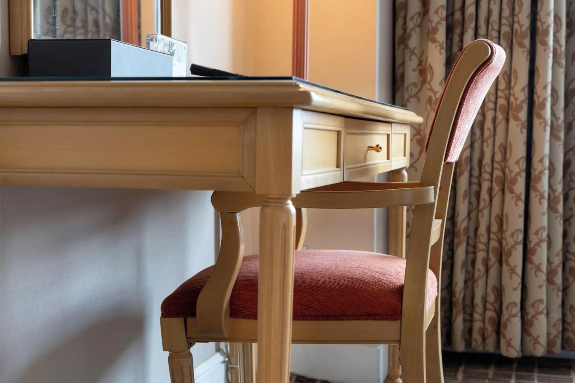 Hotel Loft Near Igi Airport Delhi New Delhi