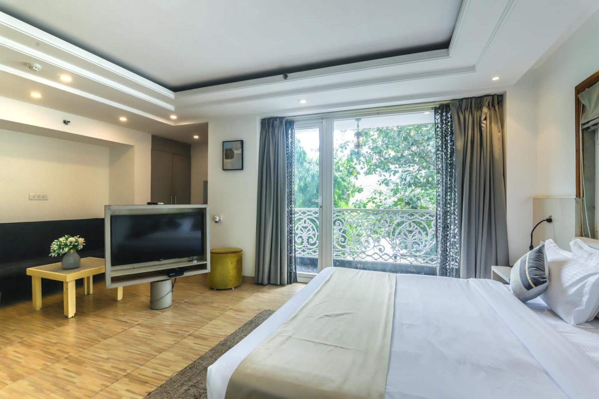 Red Rose - With Kitchenette Homestay *