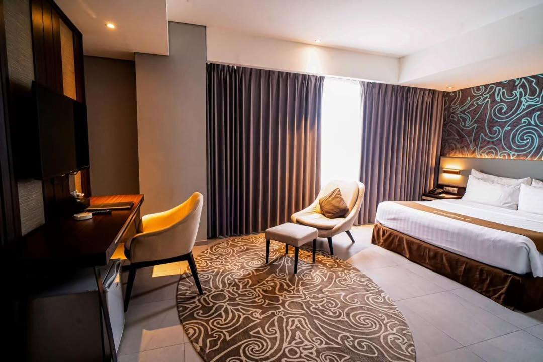 De Grand By Igi Airport 4*