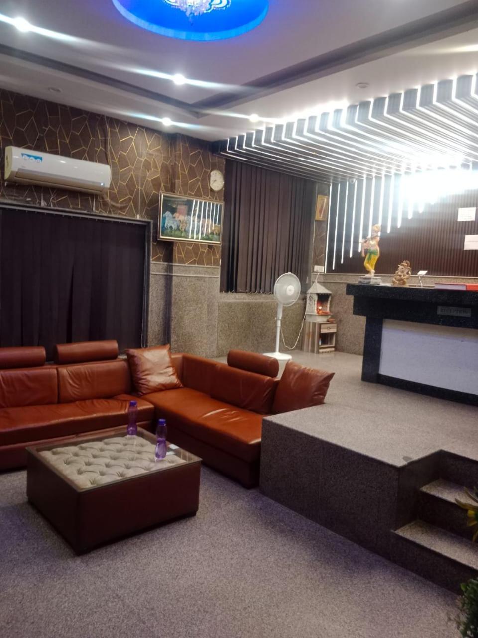 The Delhi International Airport 4*