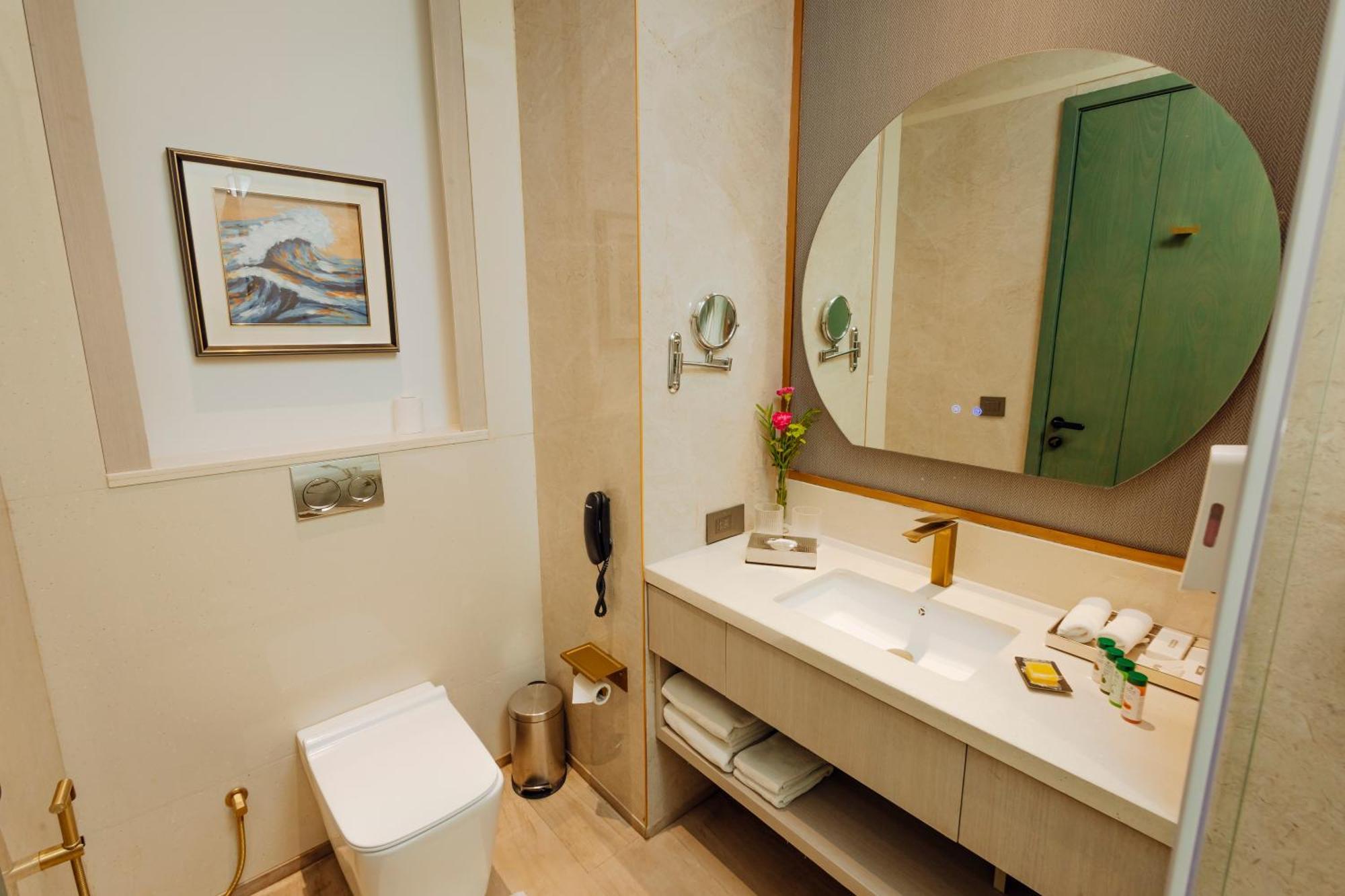 The Tivoli Hotel New Delhi