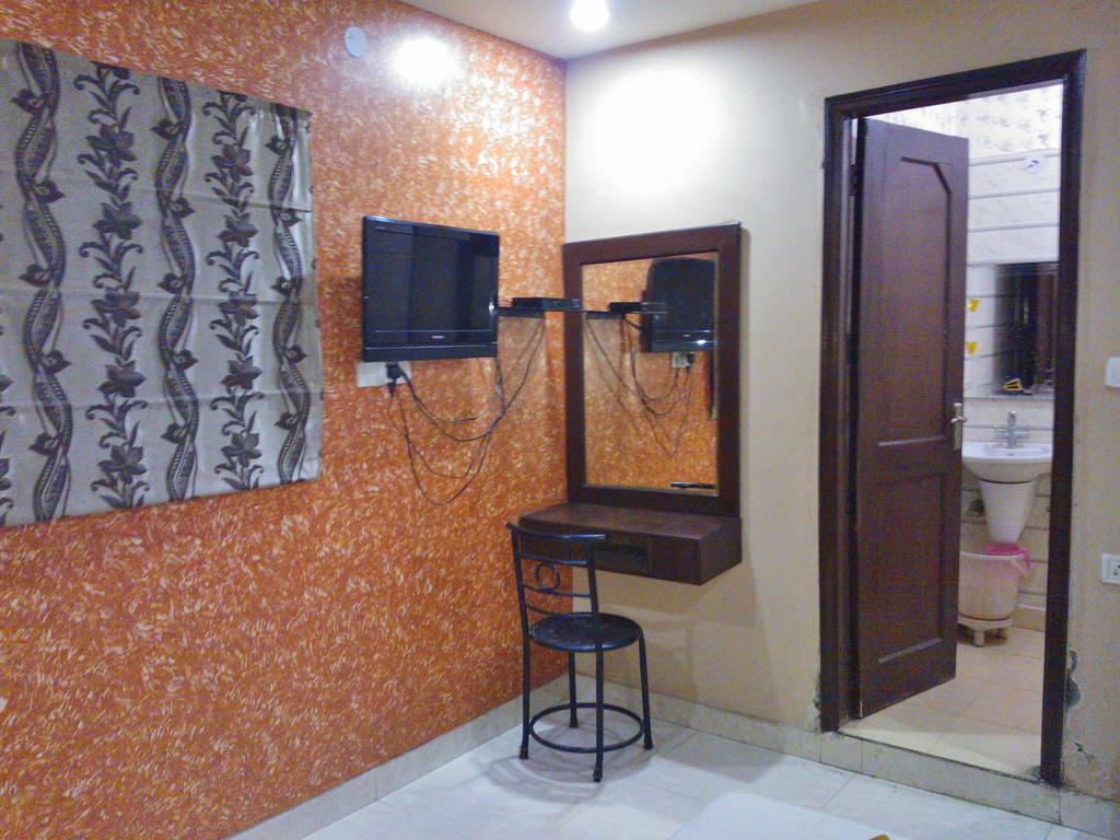 Hotel Hridey New Delhi