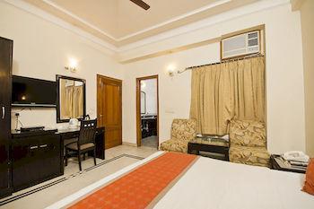 Hotel Oyo Lajpat Nagar 3*