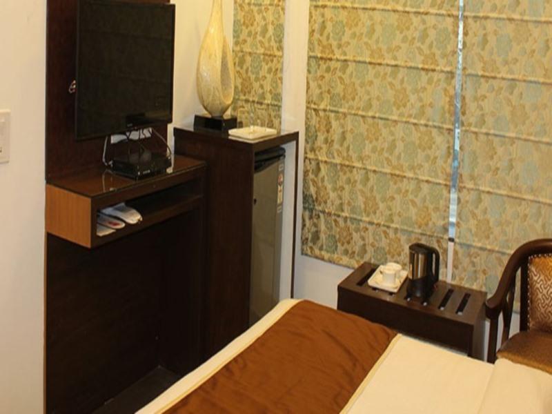 Hotel Fabhotel Rs Gera - Nr Nehru Place Market Nova Deli
