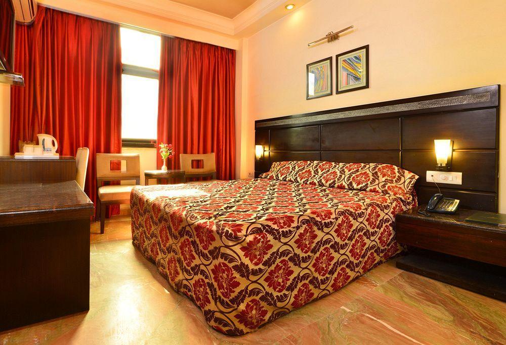 Shanti Palace West Patel Nagar
