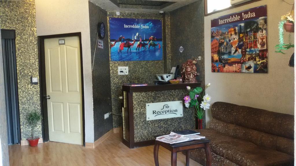 Tree Plaza Hotel New Delhi