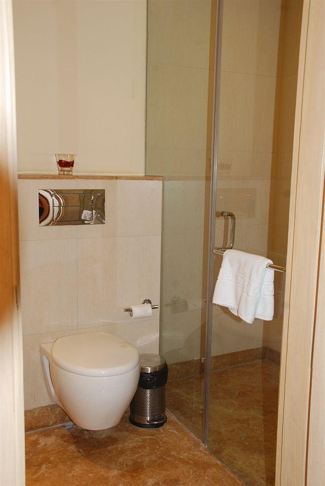 Sarovar Portico Naraina, Hotel New Delhi