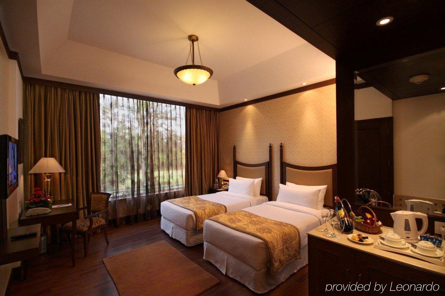 Resort Country & By Radisson, Delhi Satbari New Delhi