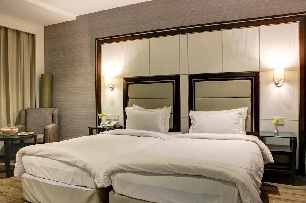 Aavaa Surya Continental Hotel 3*