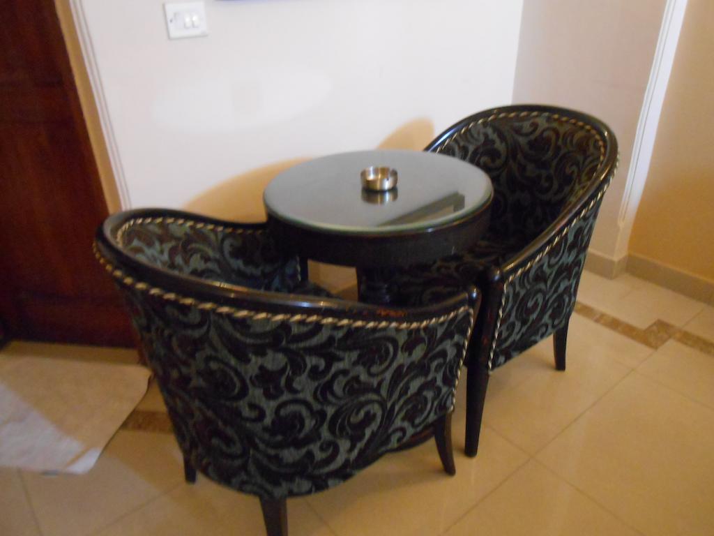 Hotel Fabexpress Lloyd House 3*