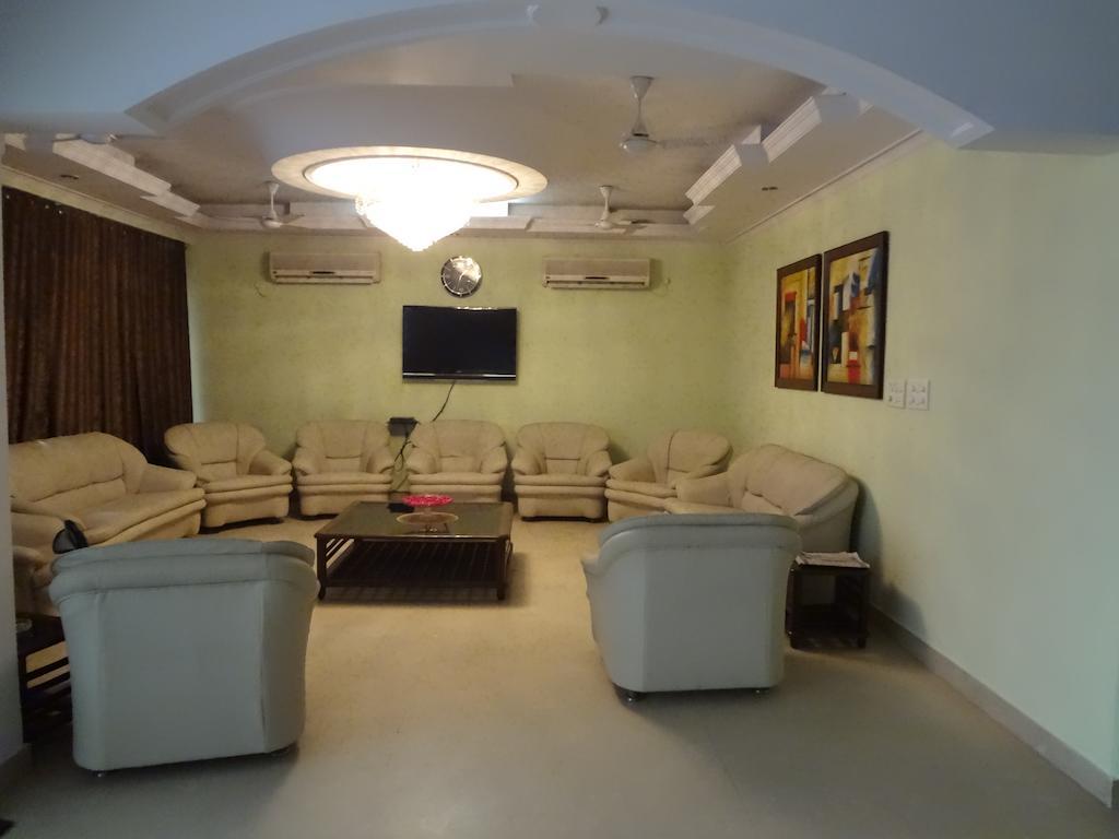 Hotel Pablas International, New Delhi, Near Metro