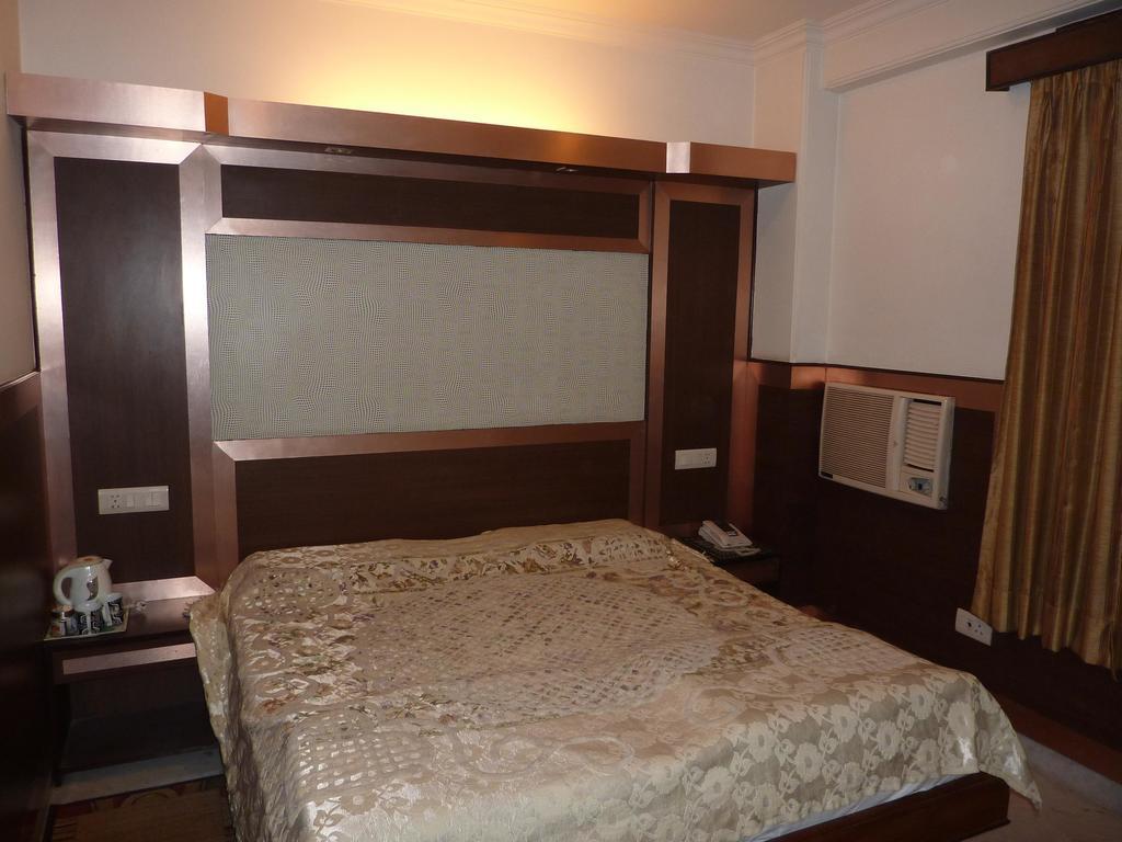 Hotel Rama Deluxe