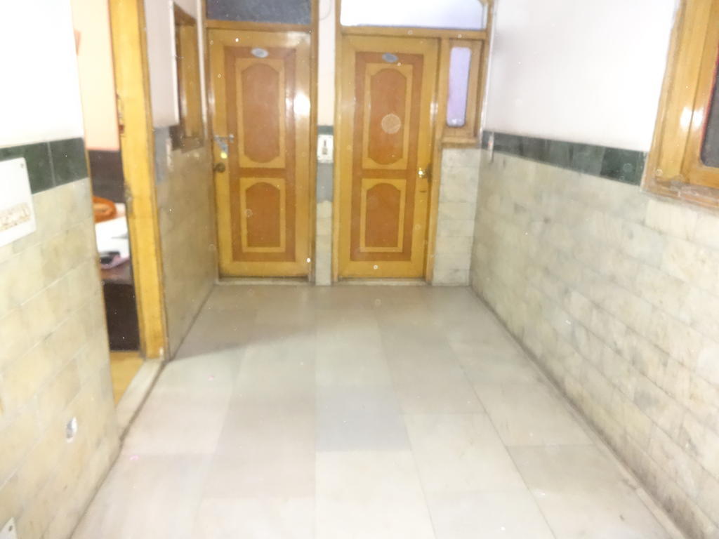 Flagship Hotel International Neelam Suites Near Jama Masjid