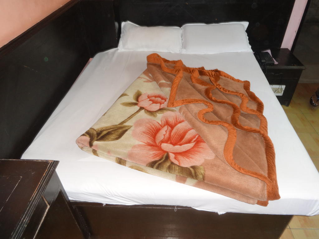 Hotel Flagship Hotel International Neelam Suites Near Jama Masjid