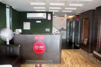 Hotel Oyo Peera Garhi New Delhi