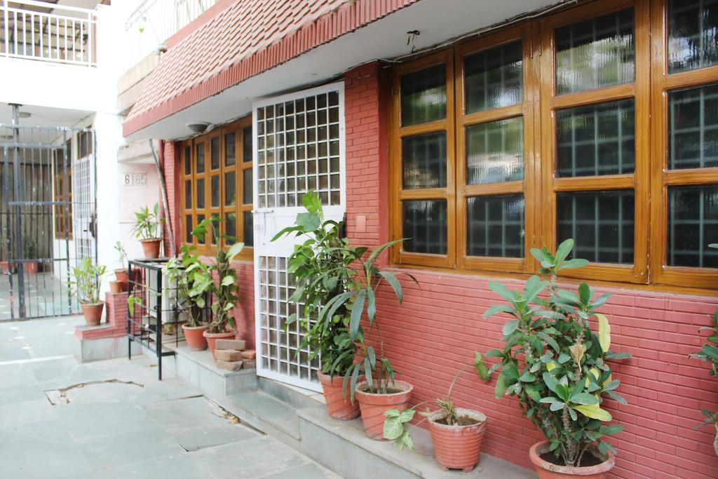 Guest house Delhi Marine Club C6 Vasant Kunj *