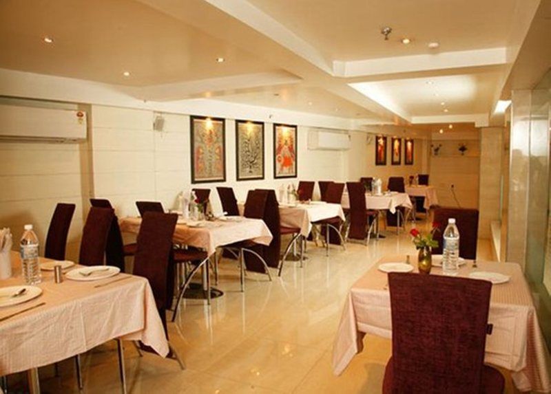 Palm Do'r - 02 Mins From Railway Station New Delhi