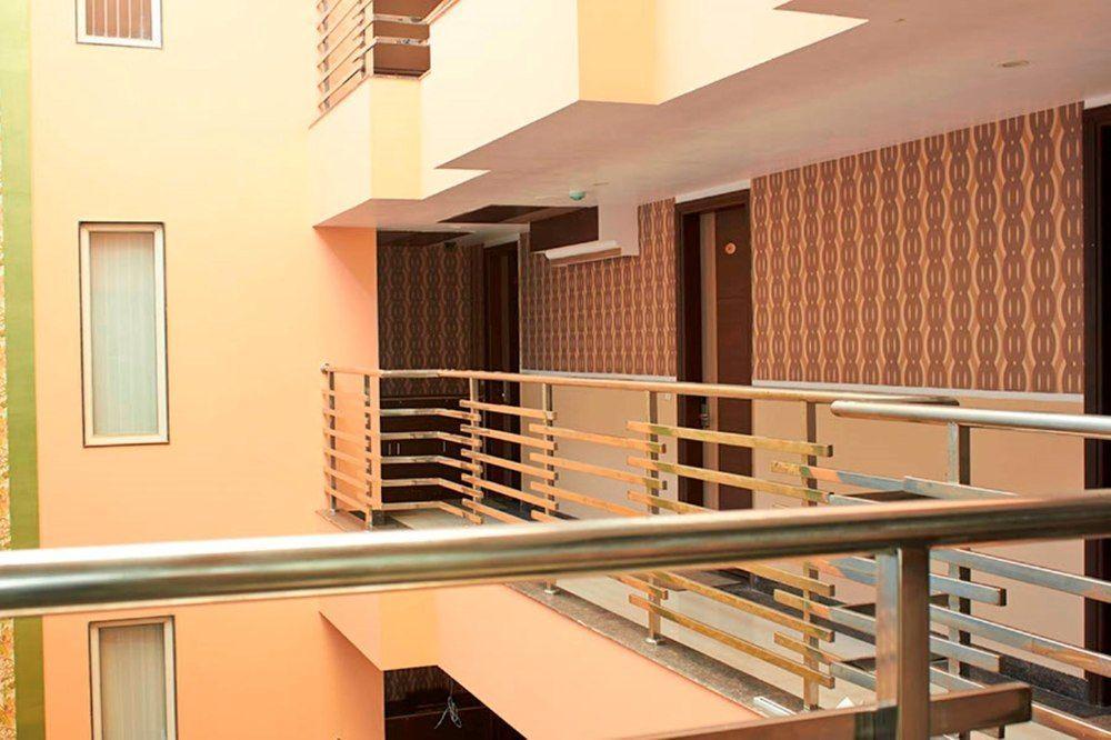 Hotel Waterfall 3*
